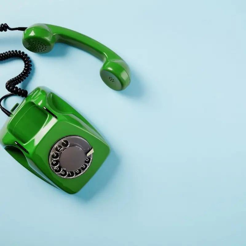 Historia de los ciberdelitos telefono de linea