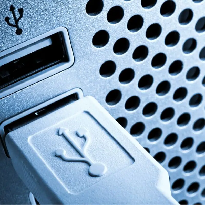 Historia de los ciberdelitos Memorias USB